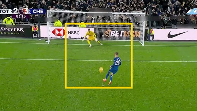 Palmer thực hiện cú panenka nâng tỷ số lên 4-2 cho Chelsea